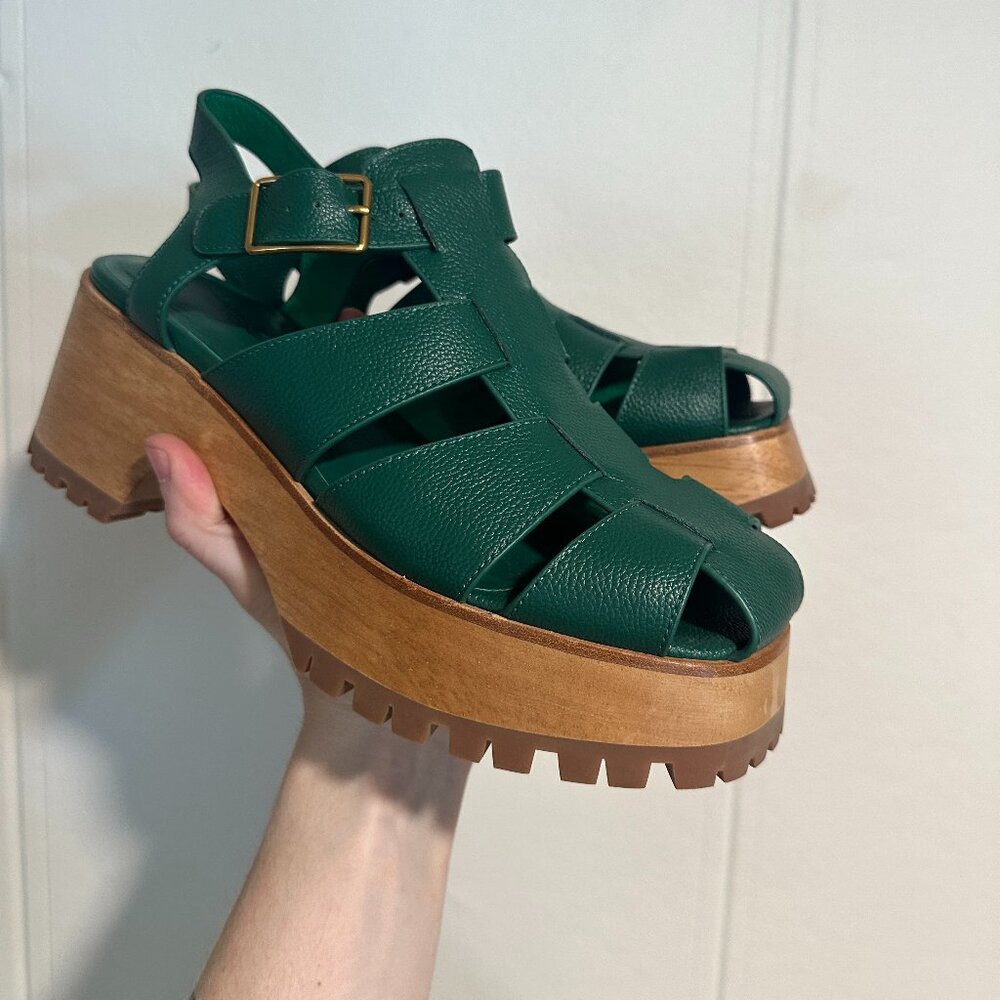 Charlotte Stone Roddy Sandals Size 9W